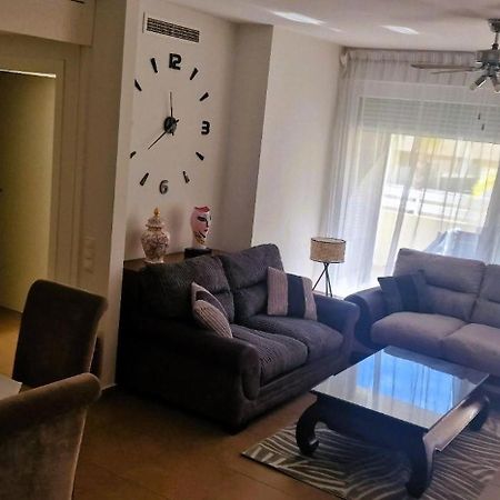 Immaculate 2-Bed Apartment In Pego Bagian luar foto
