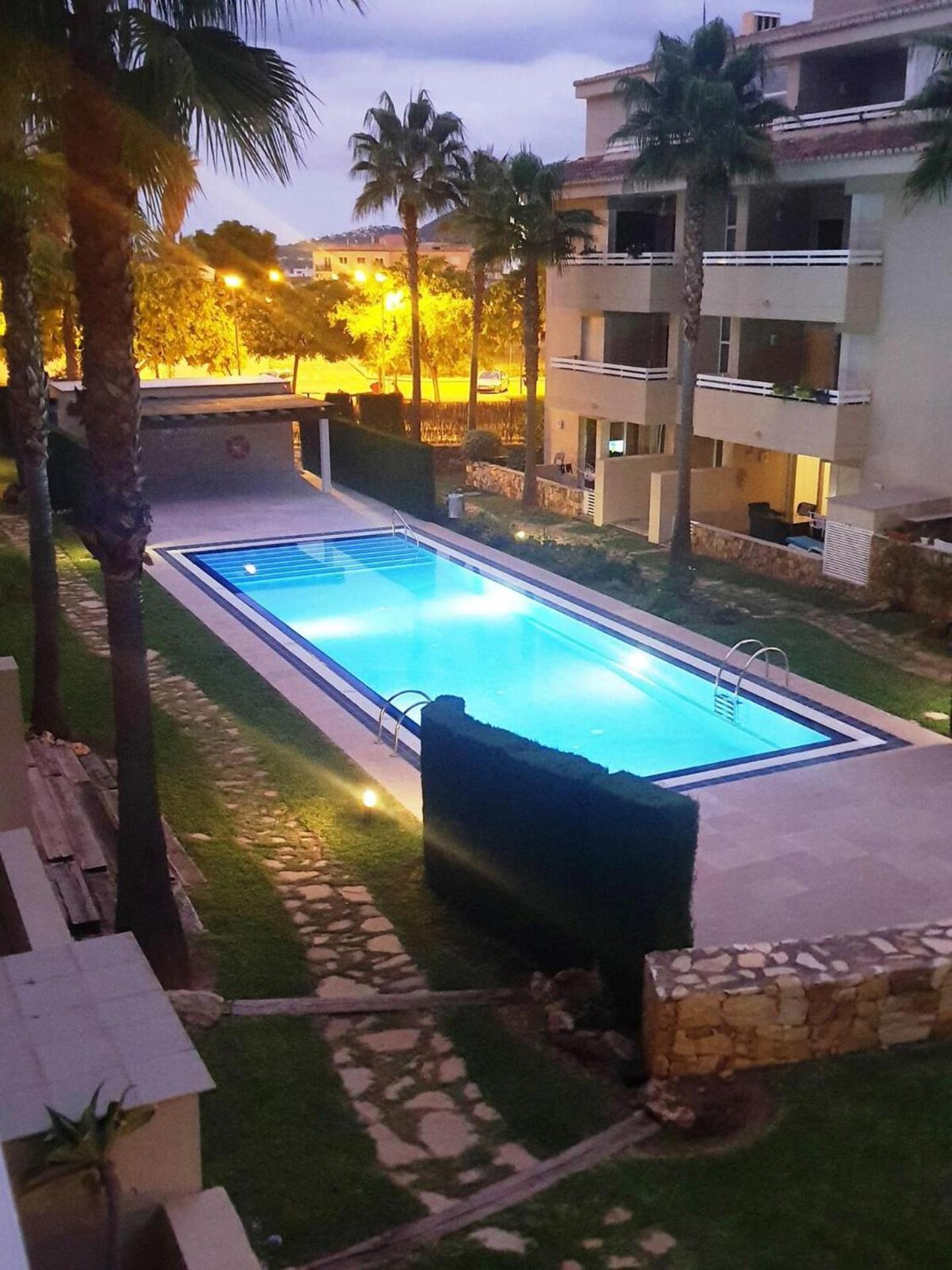 Immaculate 2-Bed Apartment In Pego Bagian luar foto