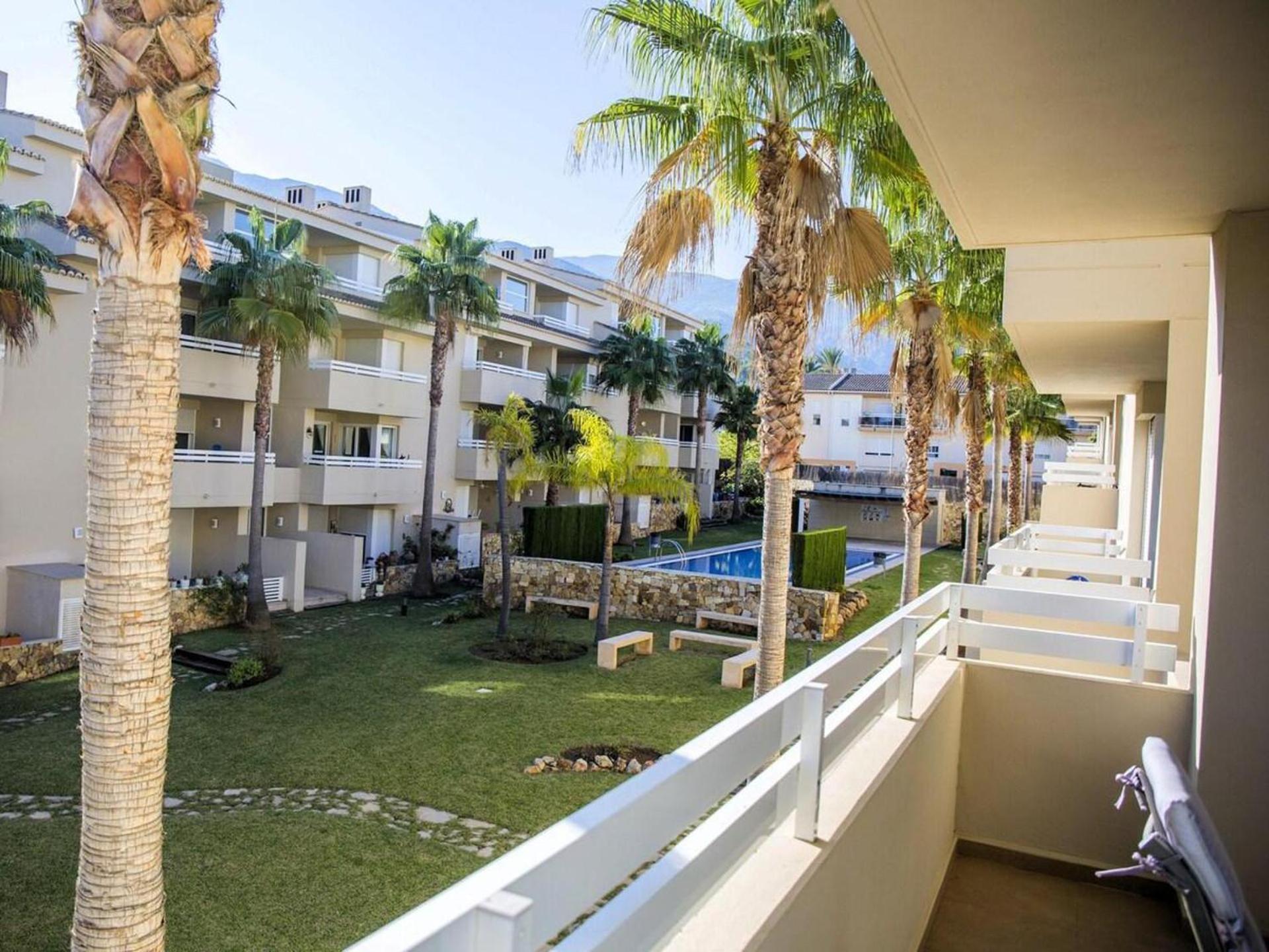 Immaculate 2-Bed Apartment In Pego Bagian luar foto